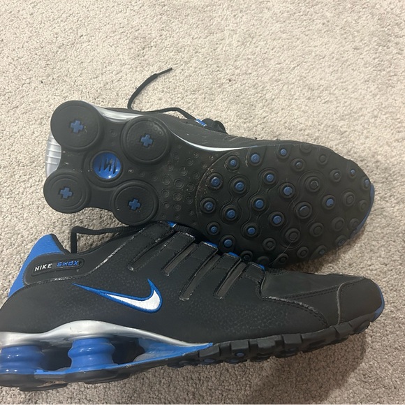 Nike Men's Black and Blue Shox Sneakers - Picture 4 of 6
